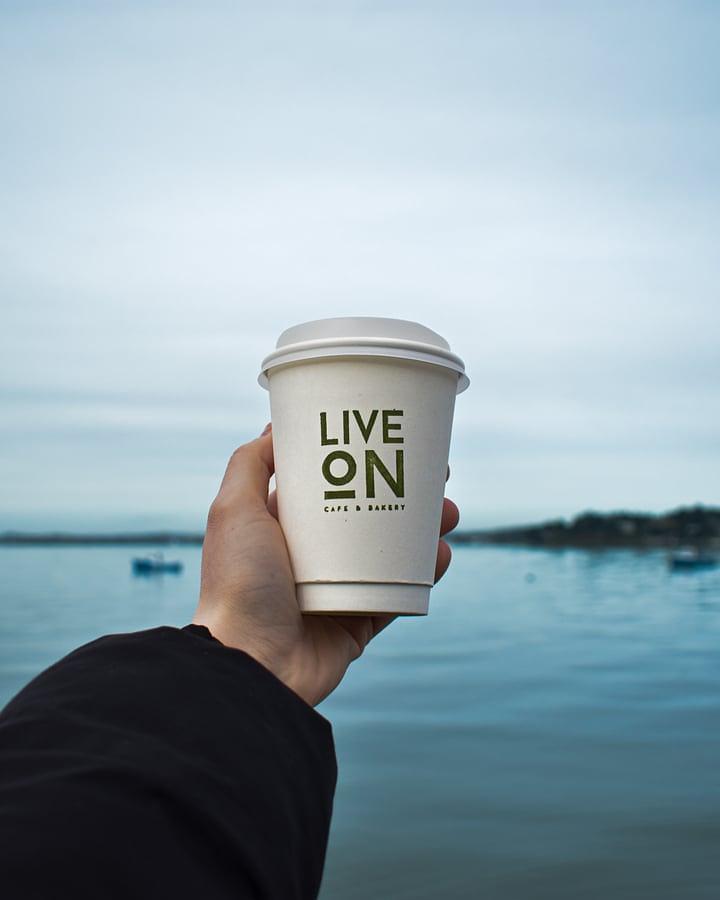 LIVE ON cafe & bakery photo 4