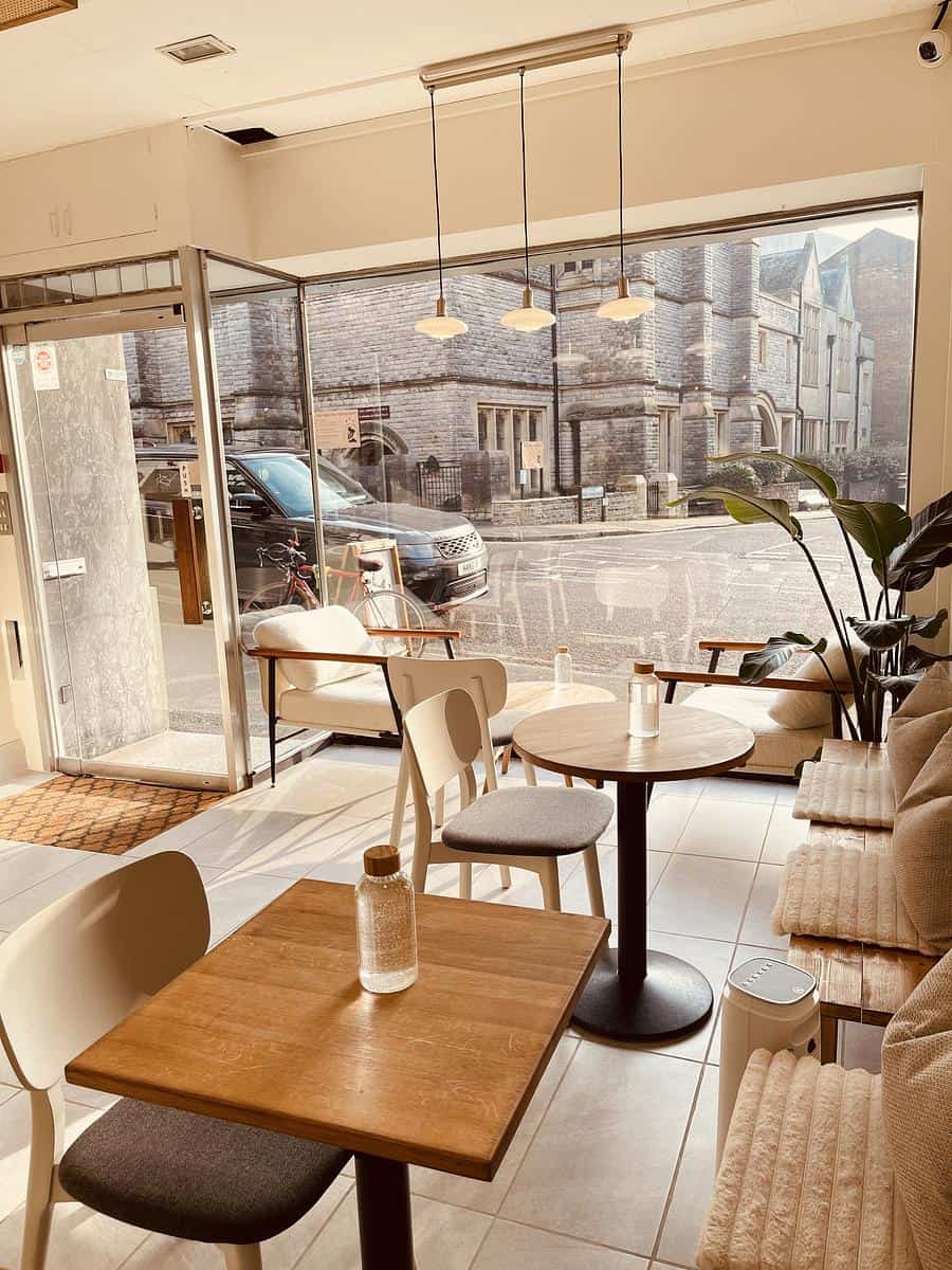 LIVE ON cafe & bakery photo 5