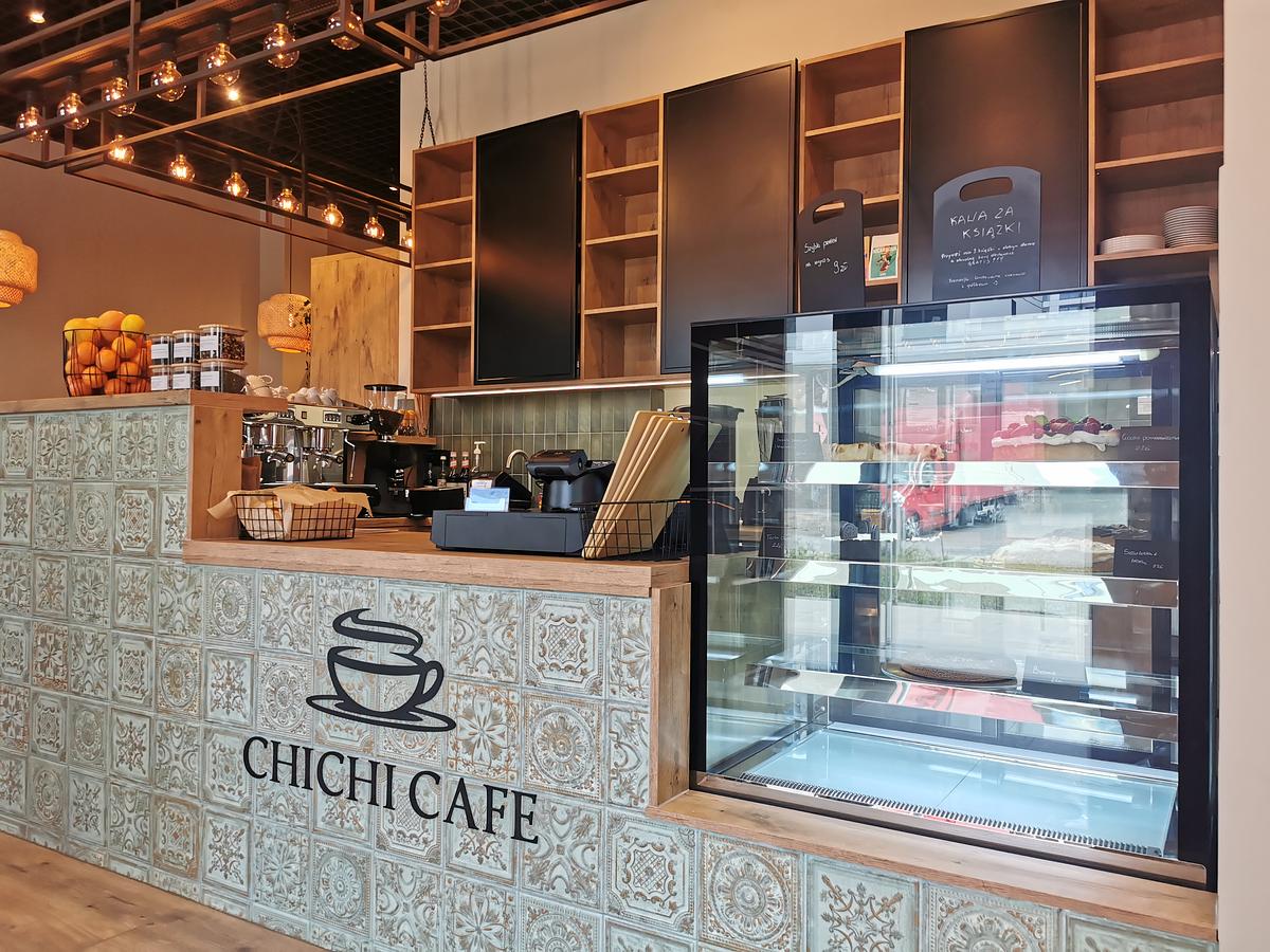 CHICHI CAFE