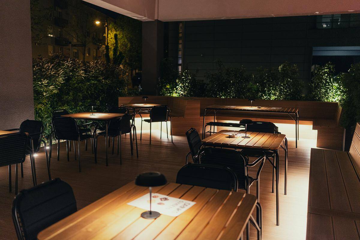 Holographik Space photo 5