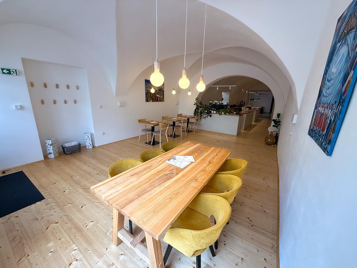 LONT winebar & kavárna photo 2