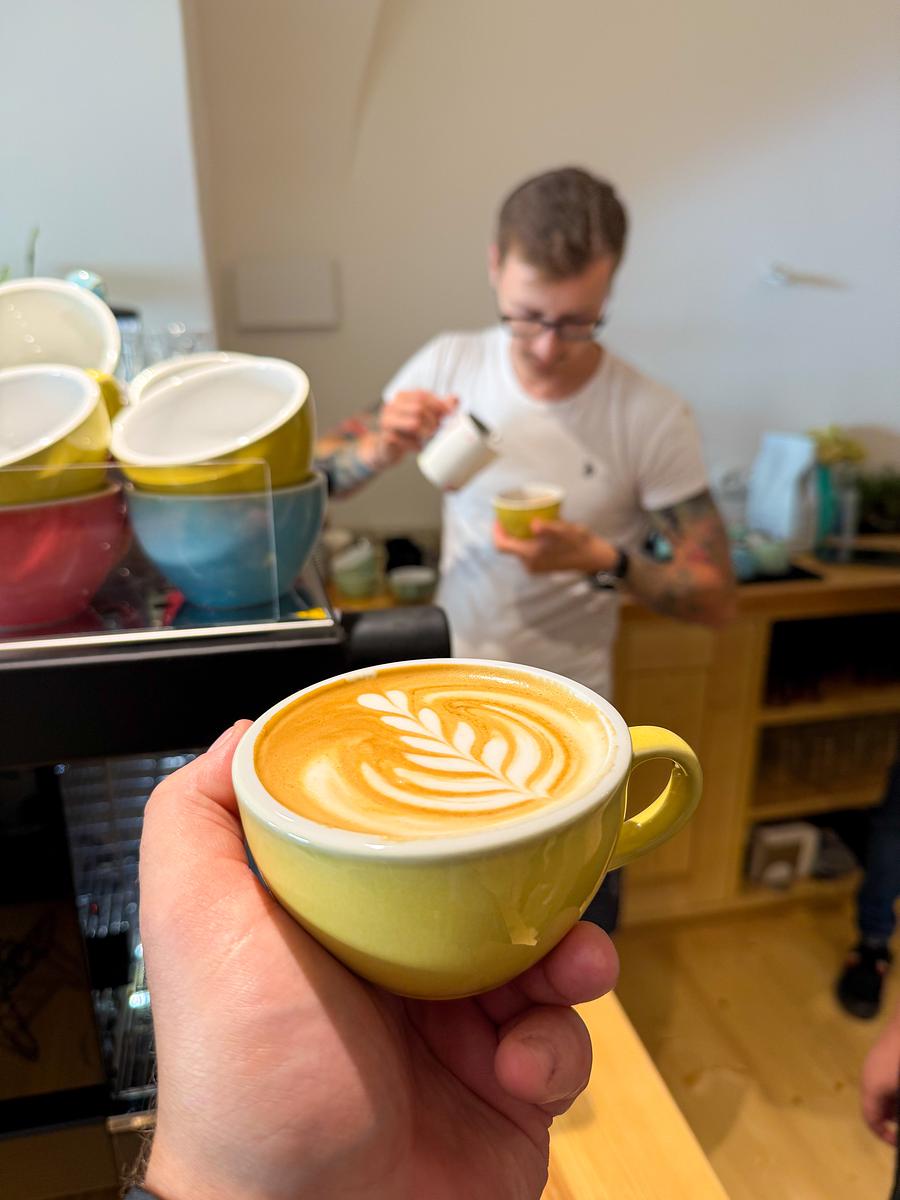 LONT winebar & kavárna photo 3