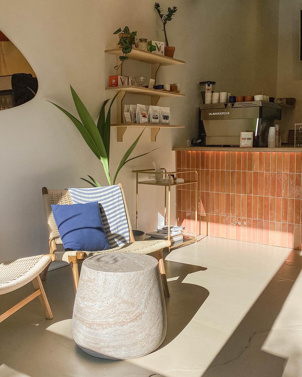 Pontes Roastery & Coffee Bar