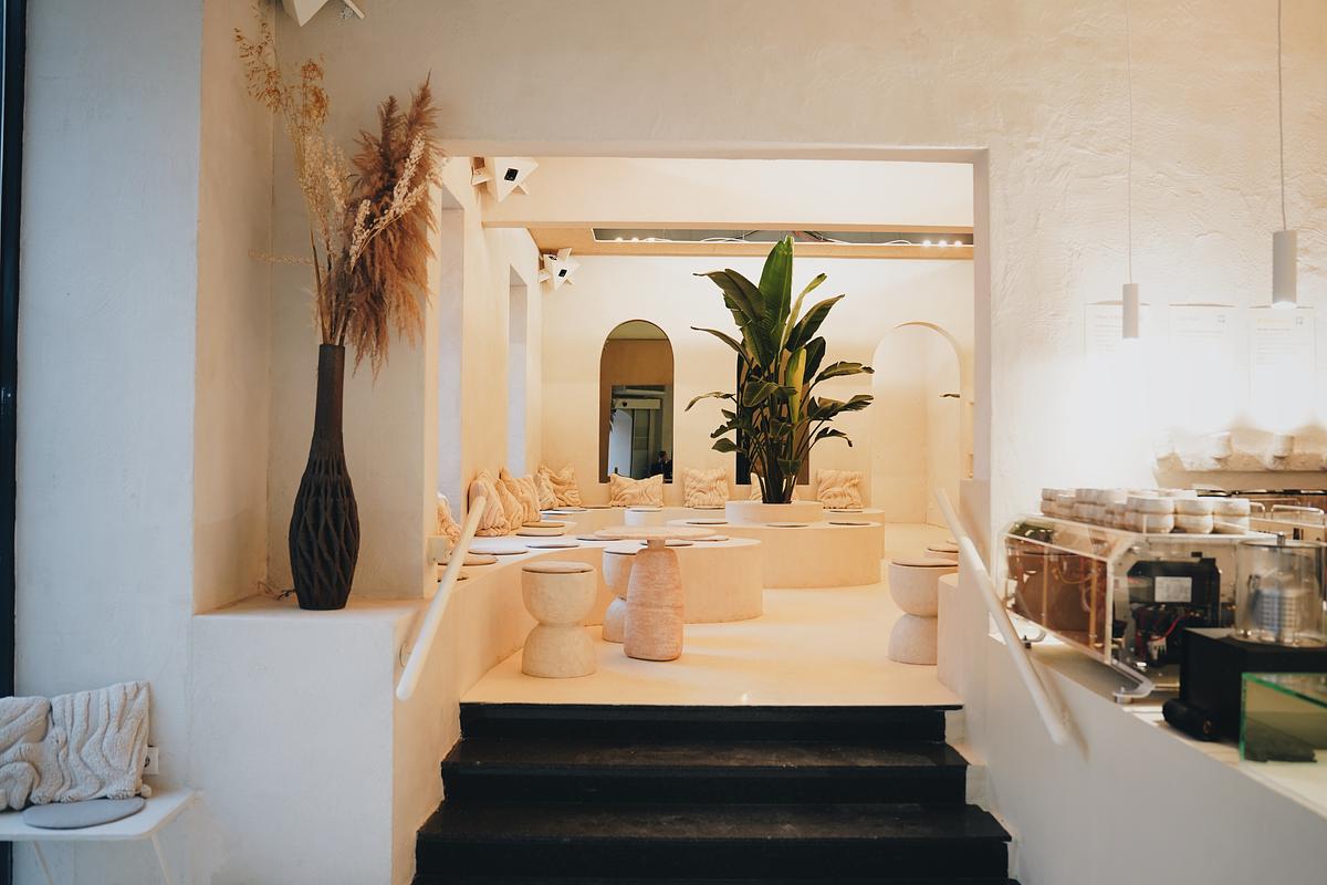 unbound coffee shop photo 1