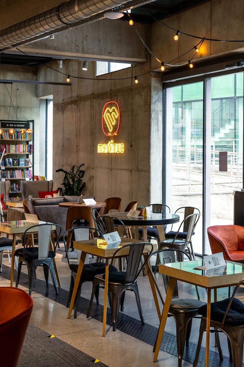 Kníhkaviareň Martinus Levice