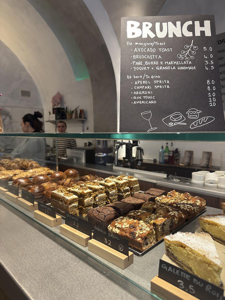 Veronero Artisan Coffee & Bakery