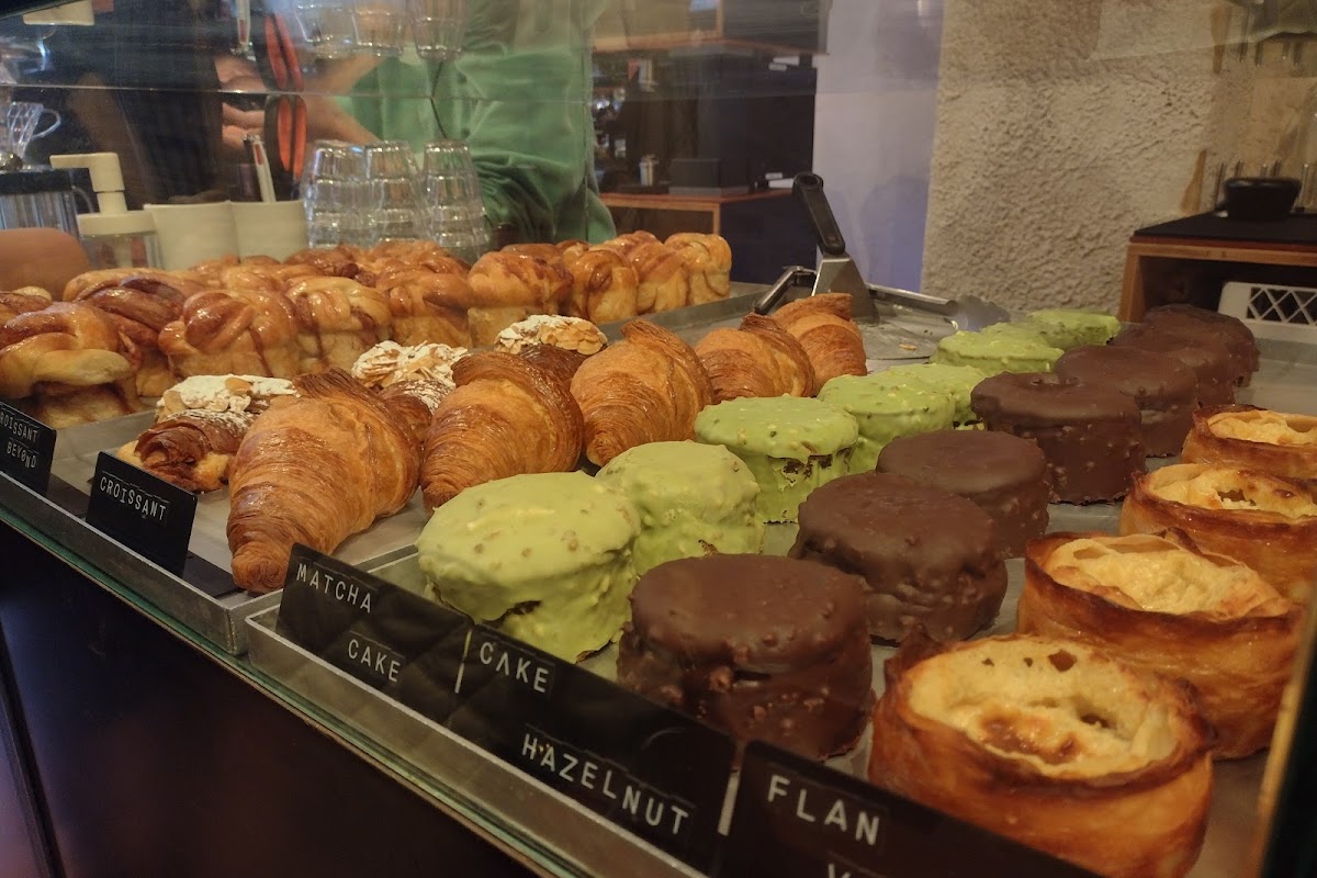 Stella Coffee Pastry Atelier & Coffee Bar photo 2