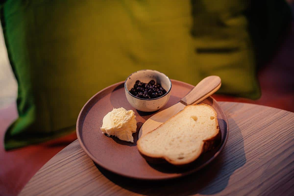 Liv a little photo 4