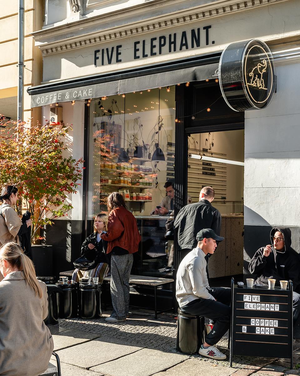 Five Elephant Mitte