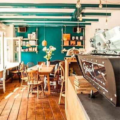 Back to Black Weteringstraat