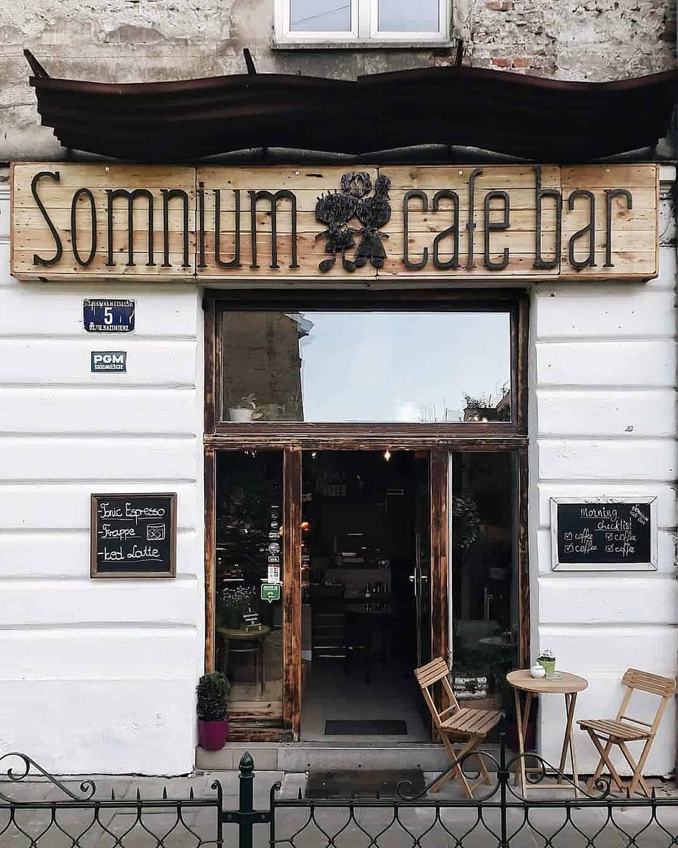 Somnium Cafe Bar