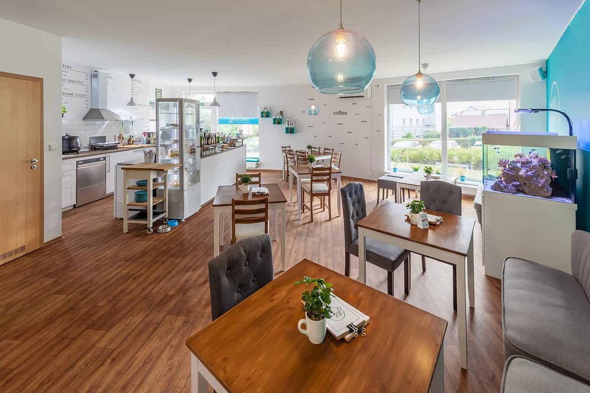 Helen's coffee Harmonická