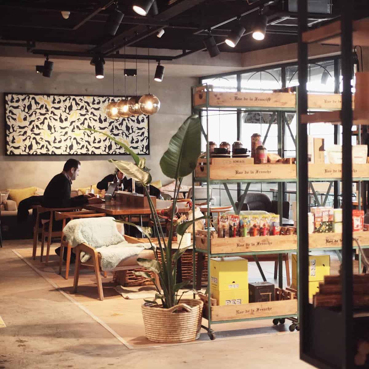 Hound Coffee&Eatery photo 4