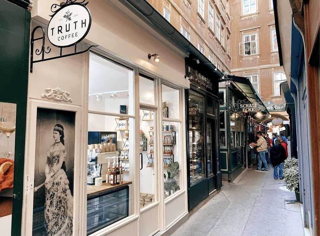 Café Truth Wollzeile
