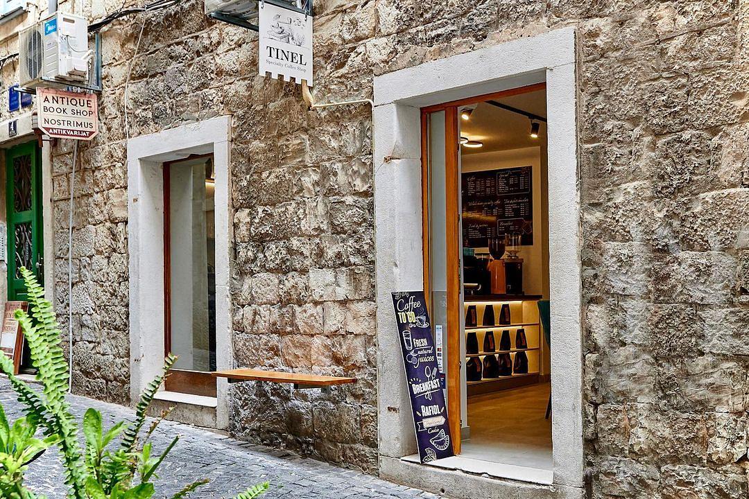 Tinel Specialty Coffee Shop - Split
