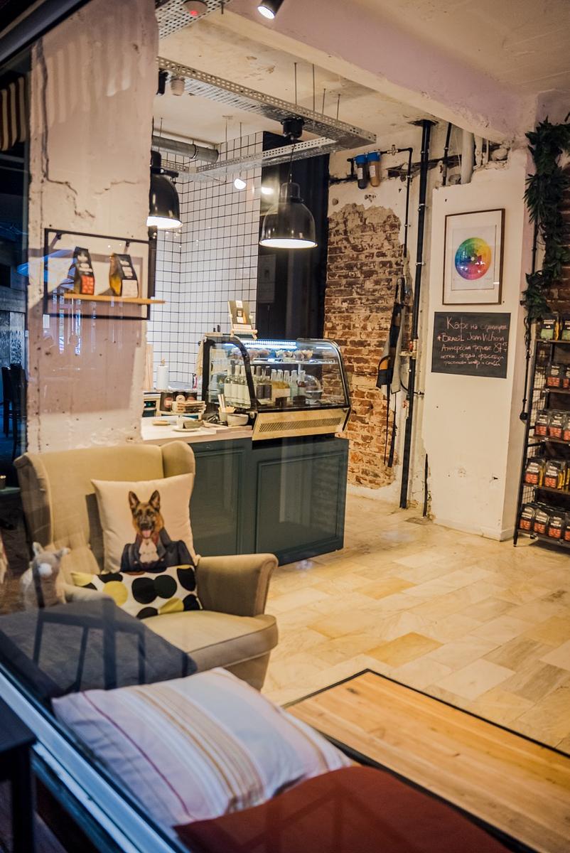 Martines Specialty Coffee Shop & Roastery