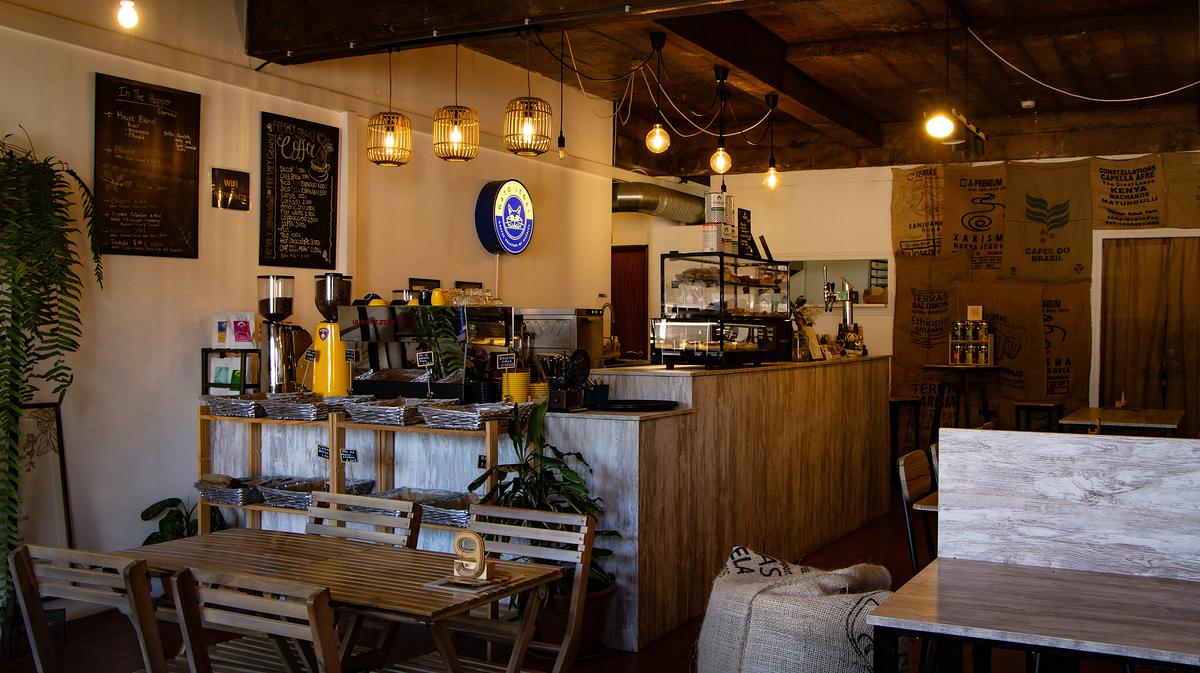 Gato Legal Coffee Roastery photo 1