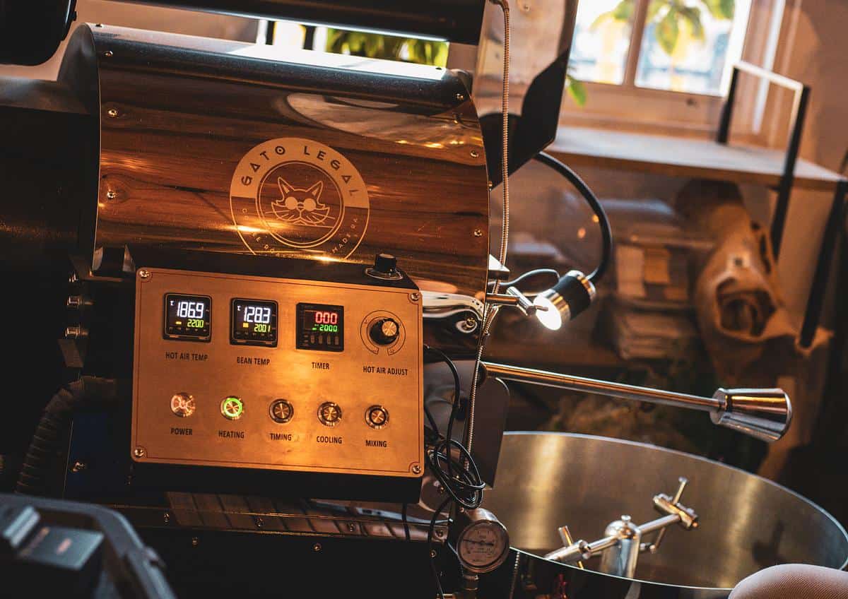 Gato Legal Coffee Roastery photo 5
