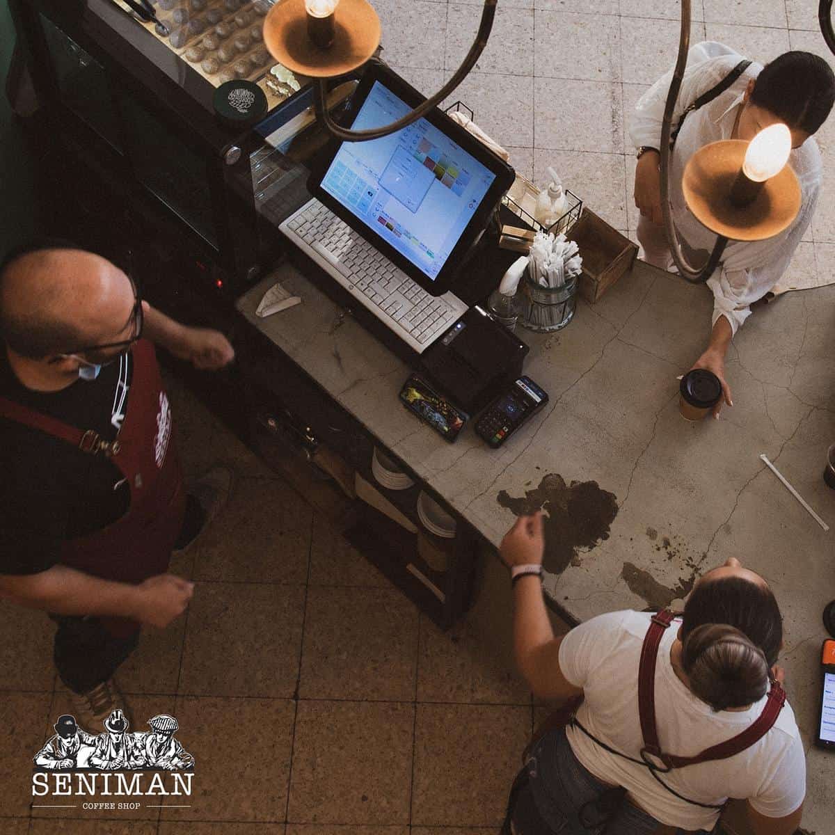 Seniman Coffeeshop photo 2