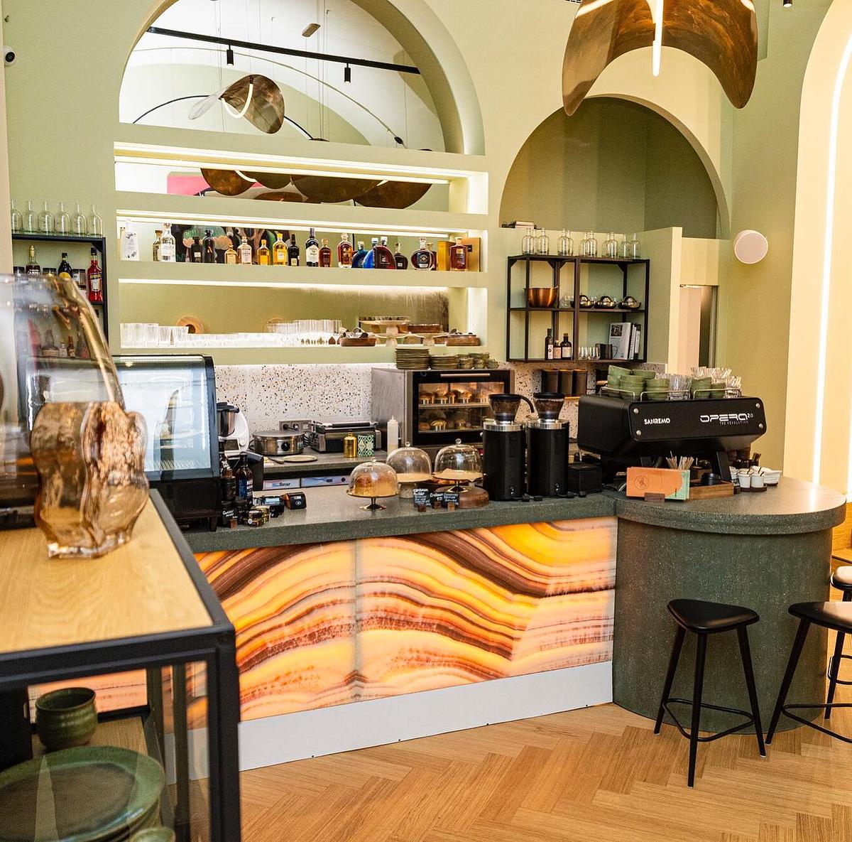 Edison & Jupiter Specialty Coffee Lounge and Gastrolab