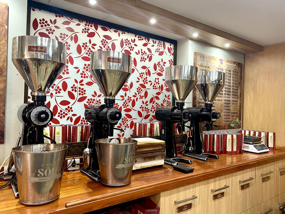 Café Sol Coffee Shop & Roastery