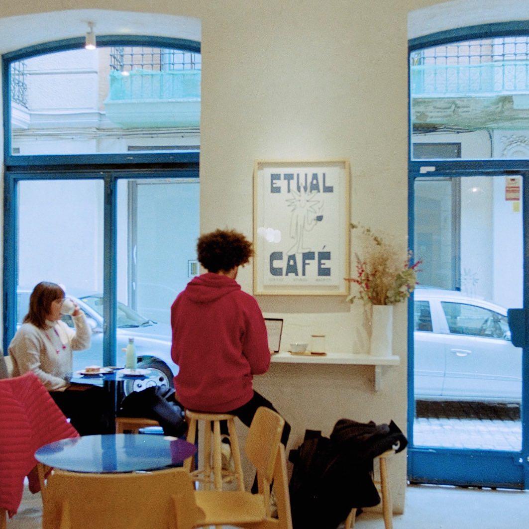 Etual Café
