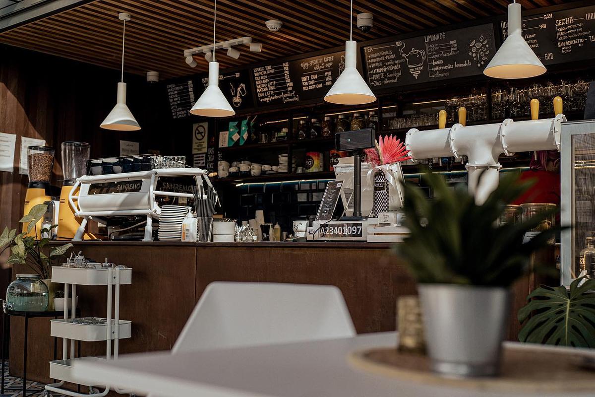 Uni by The Rusty Coffee