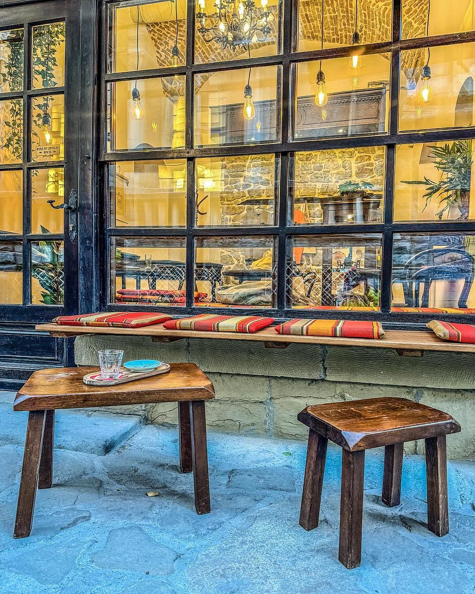 Hadji Nikoli Specialty Coffee & Bakery