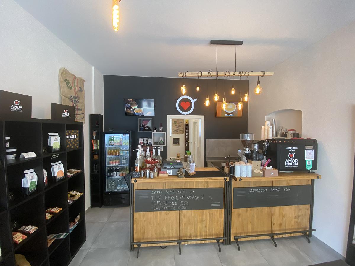 Cover image of Amor Perfecto