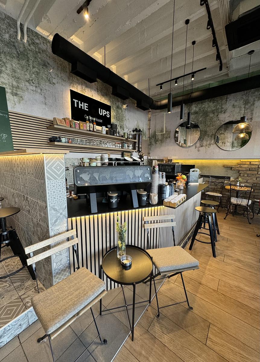 The Cups Coffee House