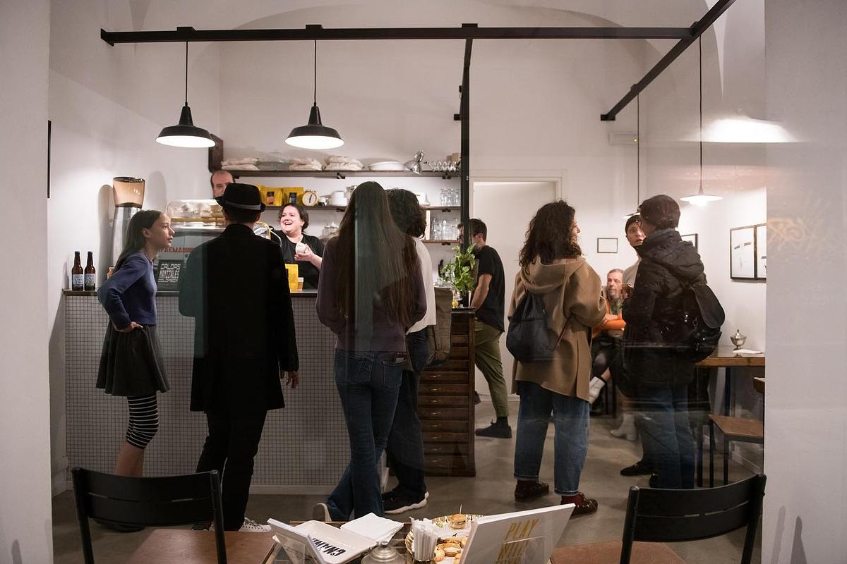 Pressato Coffee and Books