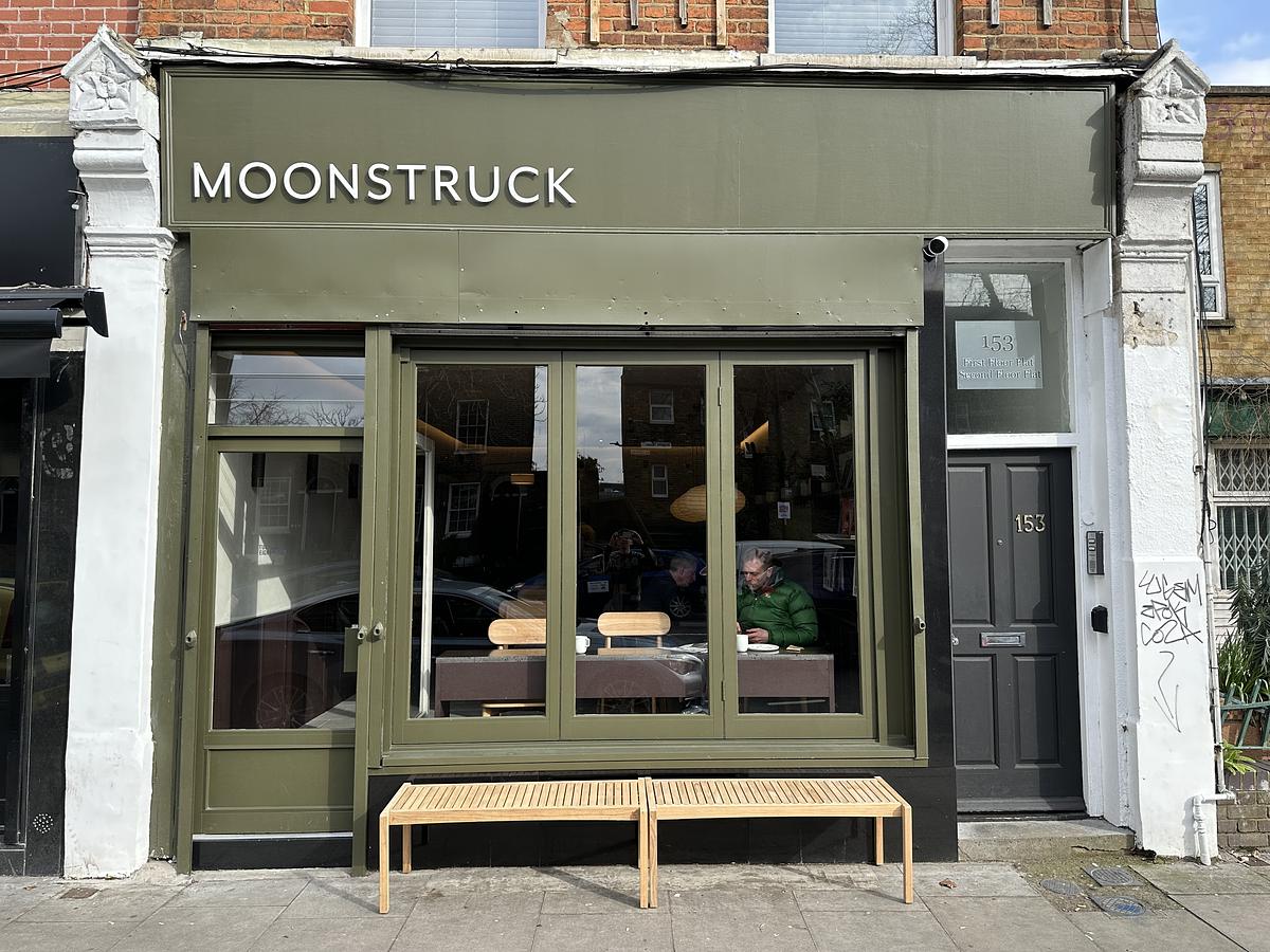 Moonstruck Cafe