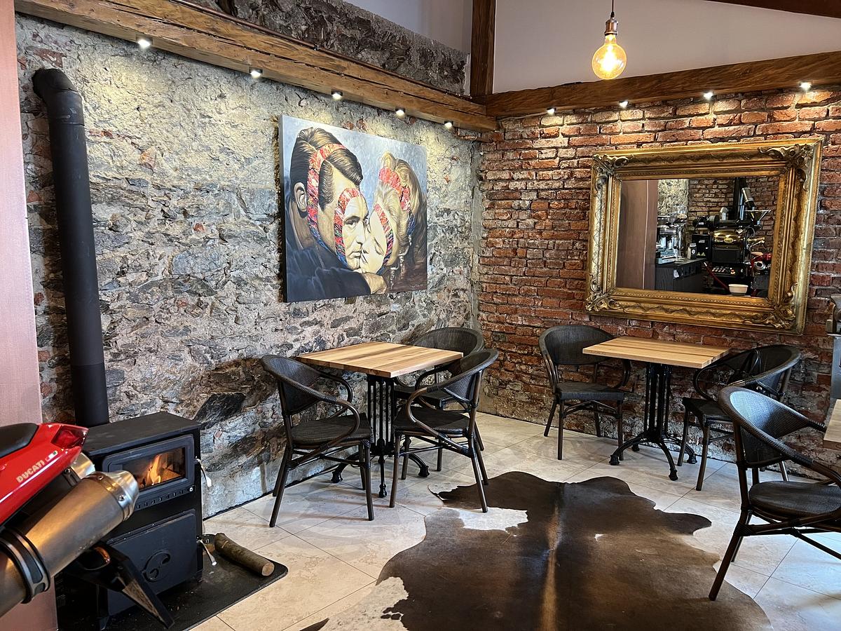 Grinders Coffee Club photo 1