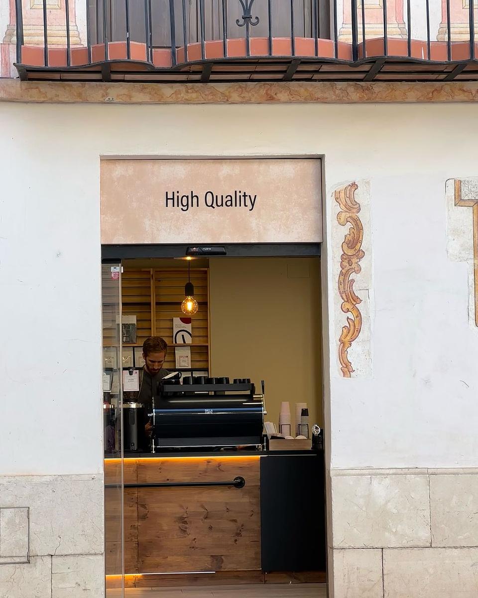 Ganbaru Coffee Plaza Enrique